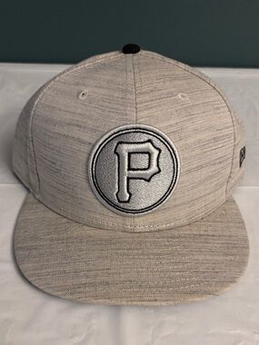 Pittsburgh Pirates heathered Beige 59FIFTY New Era Fitted Hat size 8